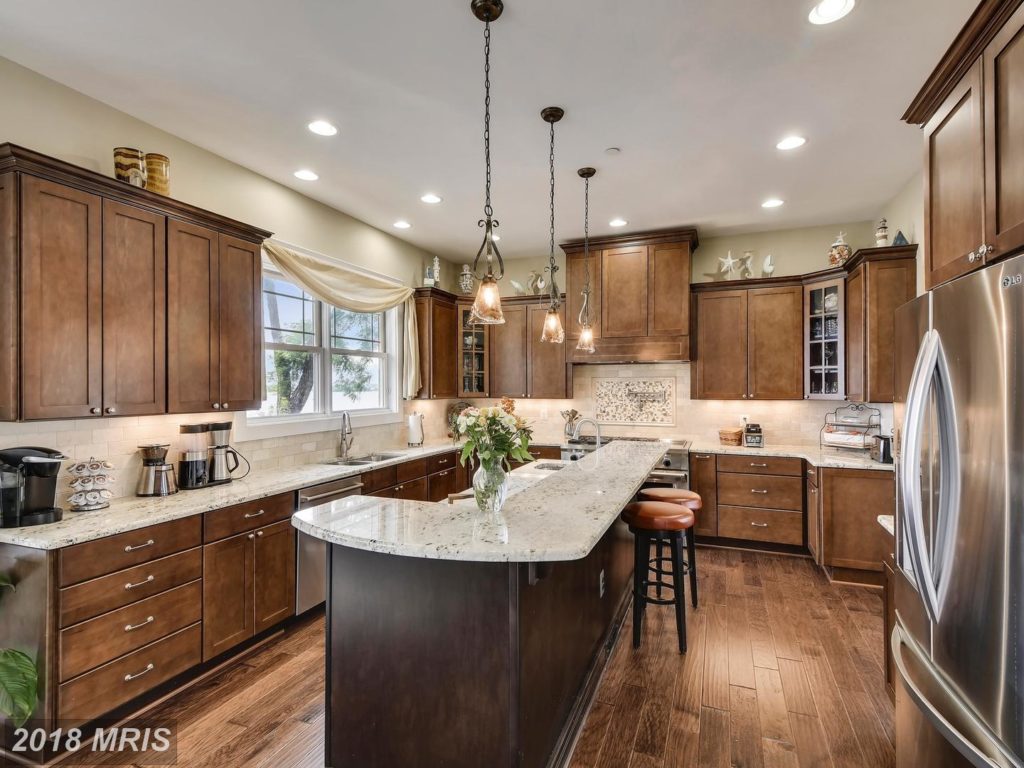 Kitchen Listing of the Month August Rachel Frentsos